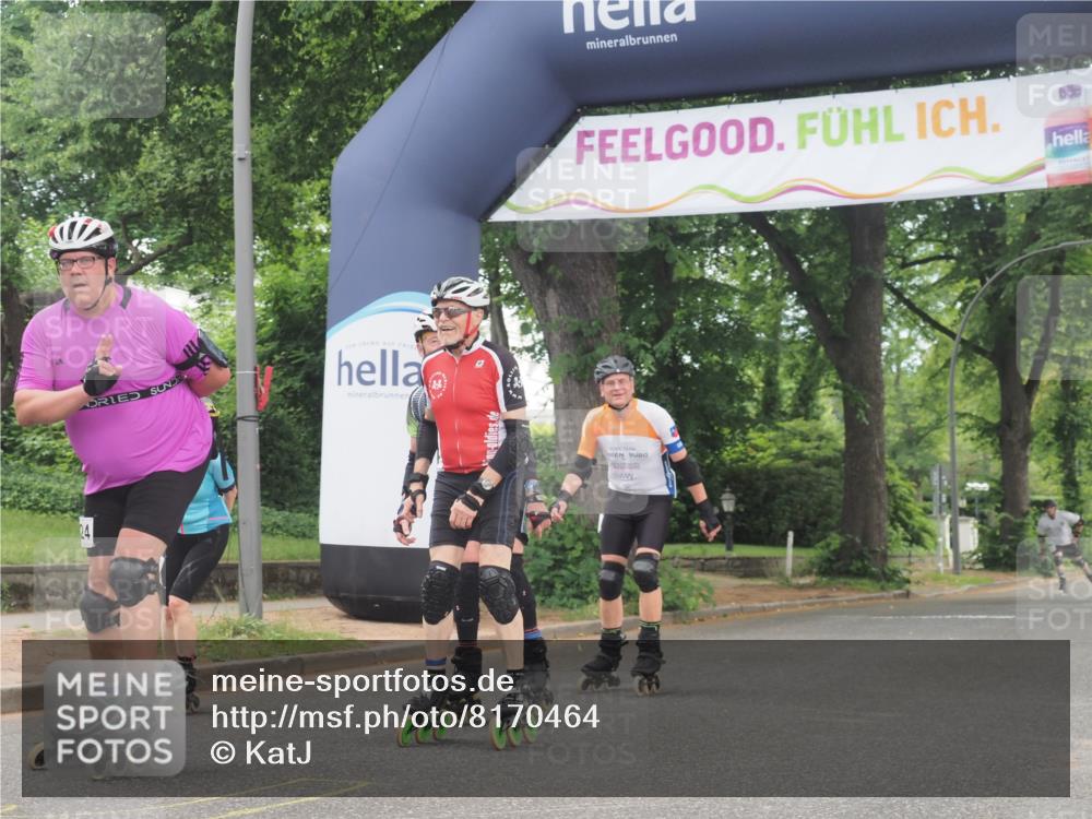 29.06.2025 - hella hamburg halbmarathon KatJ http://msf.ph/oto/8170464 29.06.2025 09:18:06 Zwischen KM18-KM19  meine-sportfotos.de