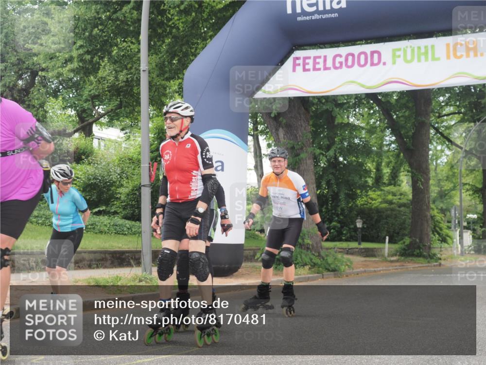 29.06.2025 - hella hamburg halbmarathon KatJ http://msf.ph/oto/8170481 29.06.2025 09:18:06 Zwischen KM18-KM19  meine-sportfotos.de