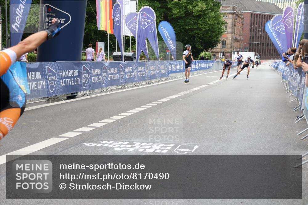 29.06.2025 - hella hamburg halbmarathon Strokosch-Dieckow http://msf.ph/oto/8170490 29.06.2025 09:09:27 Ziel 20410, 20425, 20440, 20445, 20450 meine-sportfotos.de
