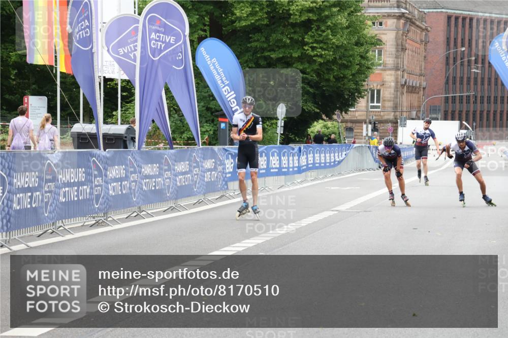 29.06.2025 - hella hamburg halbmarathon Strokosch-Dieckow http://msf.ph/oto/8170510 29.06.2025 09:09:28 Ziel 20386, 20425, 20440, 20445, 20450 meine-sportfotos.de