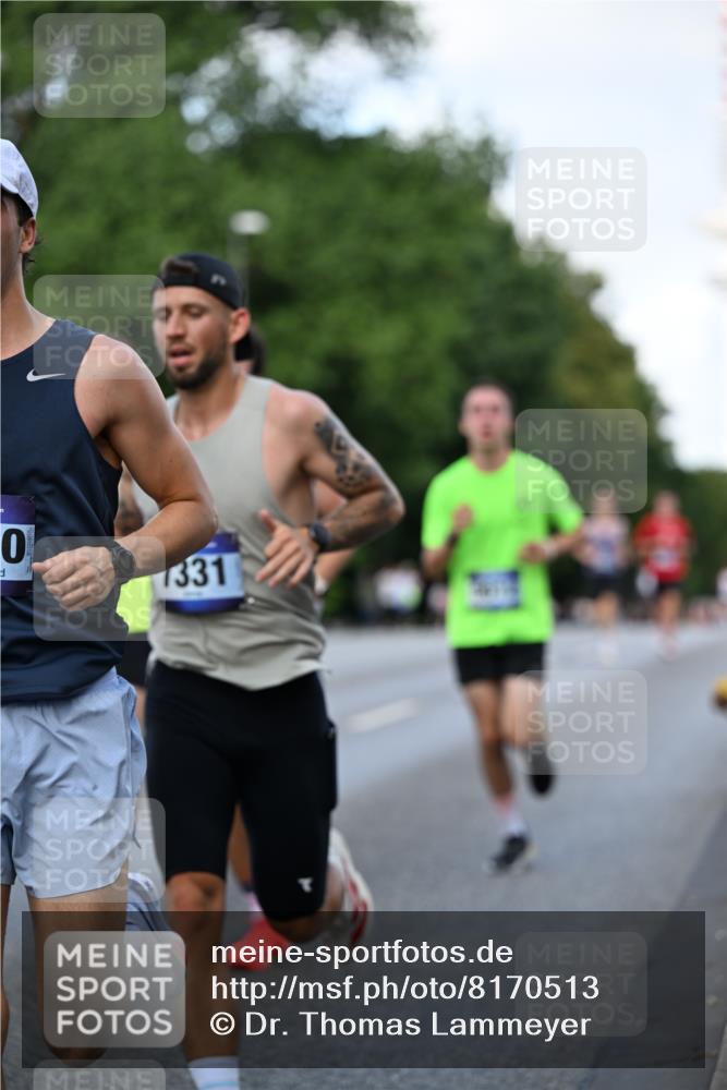 29.06.2025 - hella hamburg halbmarathon Dr. Thomas Lammeyer http://msf.ph/oto/8170513 29.06.2025 09:45:52 Kennedybrücke 5612, 7331, 7855, 9269, 10468, 11078, 11228 meine-sportfotos.de