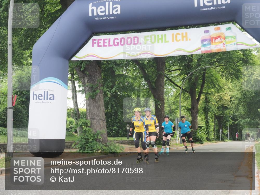 29.06.2025 - hella hamburg halbmarathon KatJ http://msf.ph/oto/8170598 29.06.2025 09:18:13 Zwischen KM18-KM19  meine-sportfotos.de