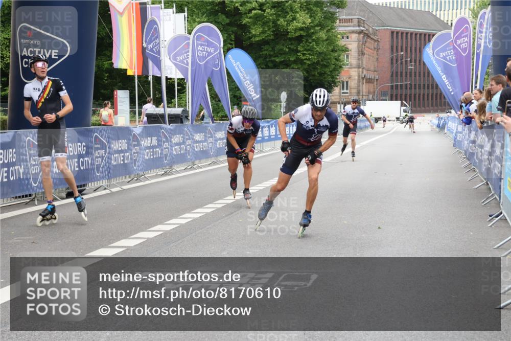 29.06.2025 - hella hamburg halbmarathon Strokosch-Dieckow http://msf.ph/oto/8170610 29.06.2025 09:09:31 Ziel 20386, 20425, 20440, 20445, 20450 meine-sportfotos.de