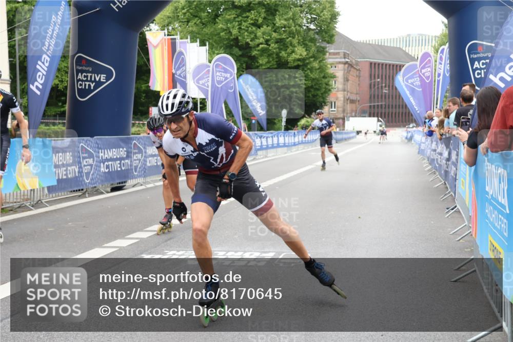 29.06.2025 - hella hamburg halbmarathon Strokosch-Dieckow http://msf.ph/oto/8170645 29.06.2025 09:09:32 Ziel 20386, 20425, 20440, 20445, 20450 meine-sportfotos.de