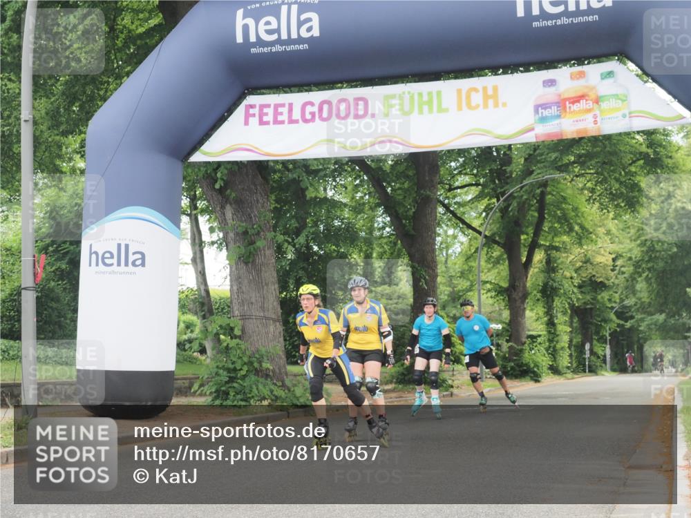 29.06.2025 - hella hamburg halbmarathon KatJ http://msf.ph/oto/8170657 29.06.2025 09:18:14 Zwischen KM18-KM19  meine-sportfotos.de
