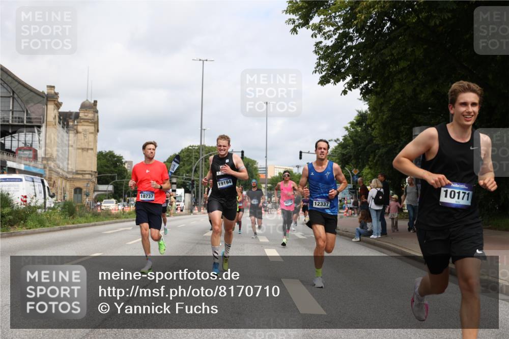 29.06.2025 - hella hamburg halbmarathon Yannick Fuchs http://msf.ph/oto/8170710 29.06.2025 10:24:31 20KM 2021, 2180, 3043, 6781, 7231, 7349, 9137, 9571, 10156, 10171, 10790, 12234, 12287, 12337, 13374, 13838, 14164, 14395, 15880, 16118, 16157, 16736, 17197, 18699, 18737, 18874, 19042, 19194, 19202, 19203, 19204 meine-sportfotos.de