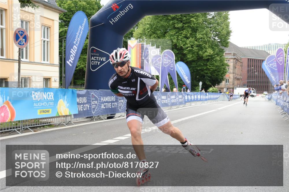29.06.2025 - hella hamburg halbmarathon Strokosch-Dieckow http://msf.ph/oto/8170827 29.06.2025 09:09:42 Ziel 20242, 20249, 20386 meine-sportfotos.de
