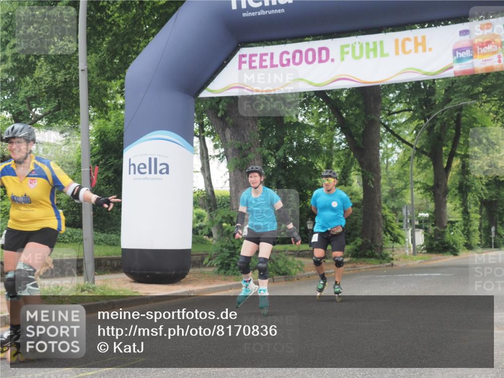 29.06.2025 - hella hamburg halbmarathon KatJ http://msf.ph/oto/8170836 29.06.2025 09:18:15 Zwischen KM18-KM19  meine-sportfotos.de
