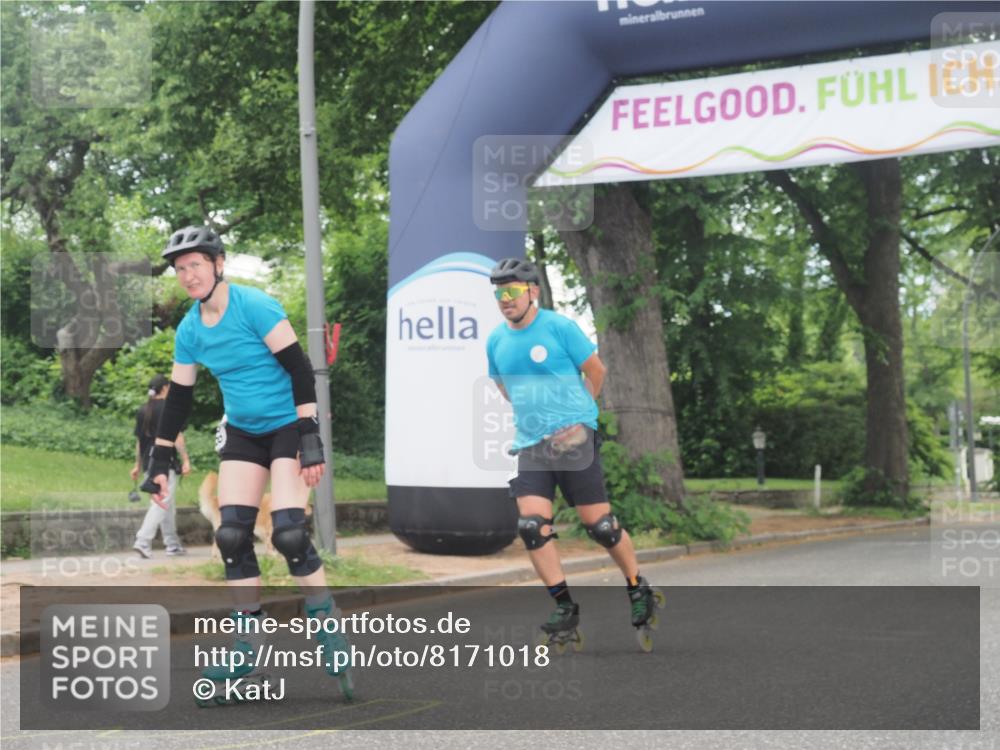 29.06.2025 - hella hamburg halbmarathon KatJ http://msf.ph/oto/8171018 29.06.2025 09:18:15 Zwischen KM18-KM19  meine-sportfotos.de