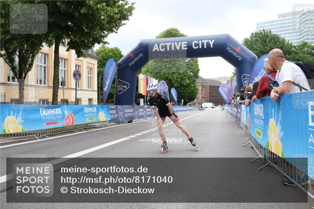 29.06.2025 - hella hamburg halbmarathon Strokosch-Dieckow http://msf.ph/oto/8171040 29.06.2025 09:09:58 Ziel 20162, 20405 meine-sportfotos.de