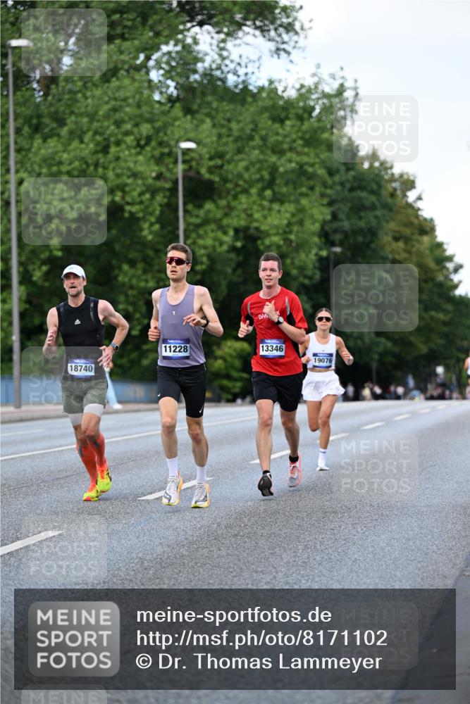 29.06.2025 - hella hamburg halbmarathon Dr. Thomas Lammeyer http://msf.ph/oto/8171102 29.06.2025 09:45:58 Kennedybrücke 4338, 5612, 7331, 7855, 9097, 9269, 9385, 10468, 11078, 11228 meine-sportfotos.de
