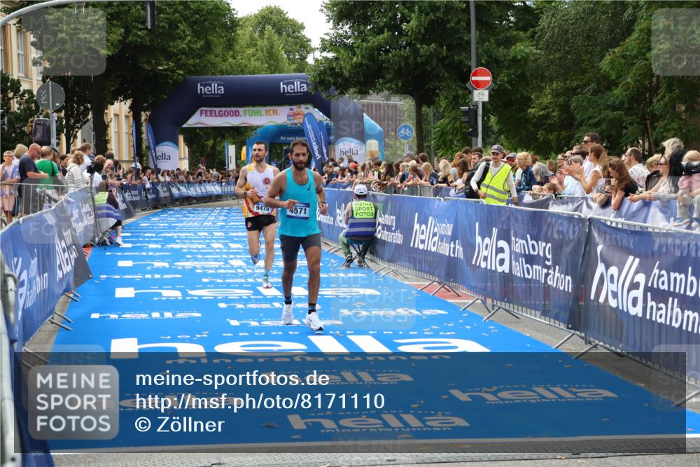 29.06.2025 - hella hamburg halbmarathon Zöllner http://msf.ph/oto/8171110 29.06.2025 10:22:28 Ziel 4571, 9475 meine-sportfotos.de