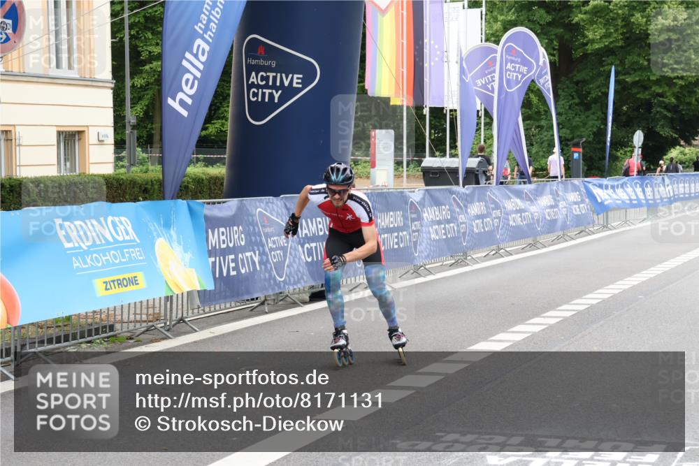 29.06.2025 - hella hamburg halbmarathon Strokosch-Dieckow http://msf.ph/oto/8171131 29.06.2025 09:10:06 Ziel 20405 meine-sportfotos.de