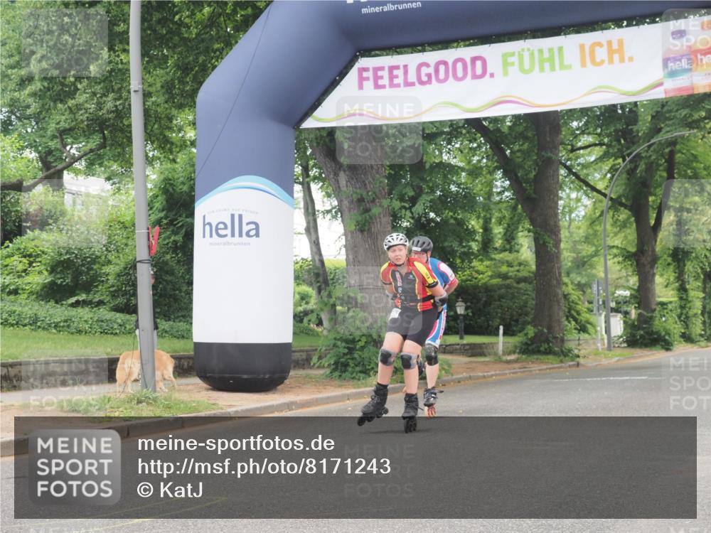 29.06.2025 - hella hamburg halbmarathon KatJ http://msf.ph/oto/8171243 29.06.2025 09:18:27 Zwischen KM18-KM19  meine-sportfotos.de