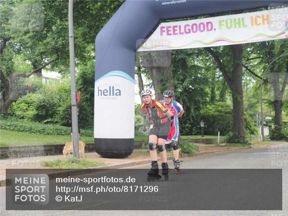 29.06.2025 - hella hamburg halbmarathon KatJ http://msf.ph/oto/8171296 29.06.2025 09:18:27 Zwischen KM18-KM19  meine-sportfotos.de