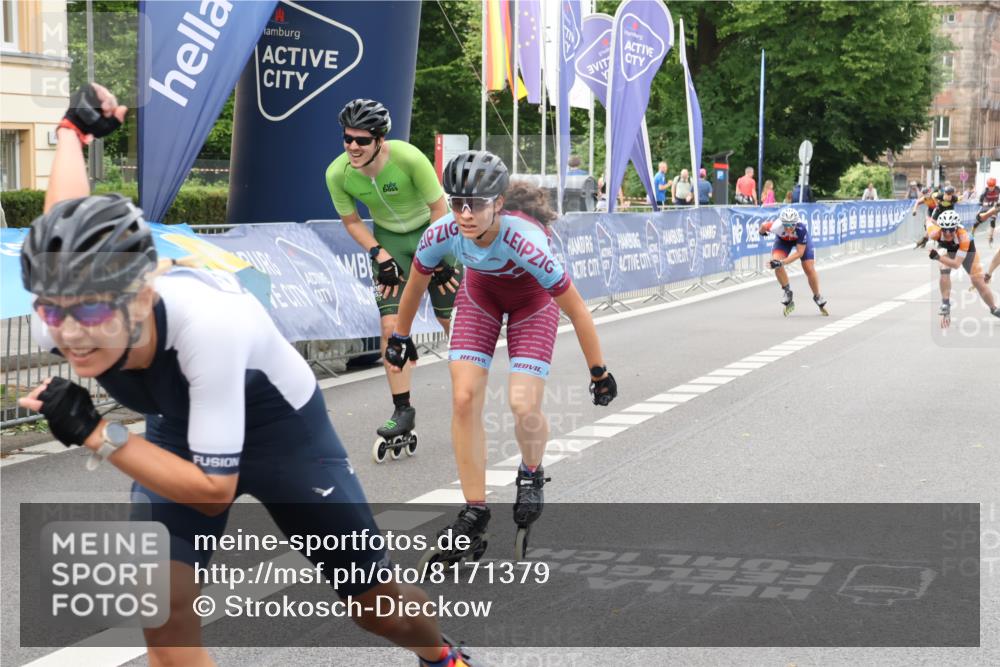 29.06.2025 - hella hamburg halbmarathon Strokosch-Dieckow http://msf.ph/oto/8171379 29.06.2025 09:10:59 Ziel 20026, 20077, 20145, 20259, 20270, 20272, 20286, 20294, 20304, 20305, 20358, 20385, 20412, 20424, 20444, 20452, 20474, 20486 meine-sportfotos.de