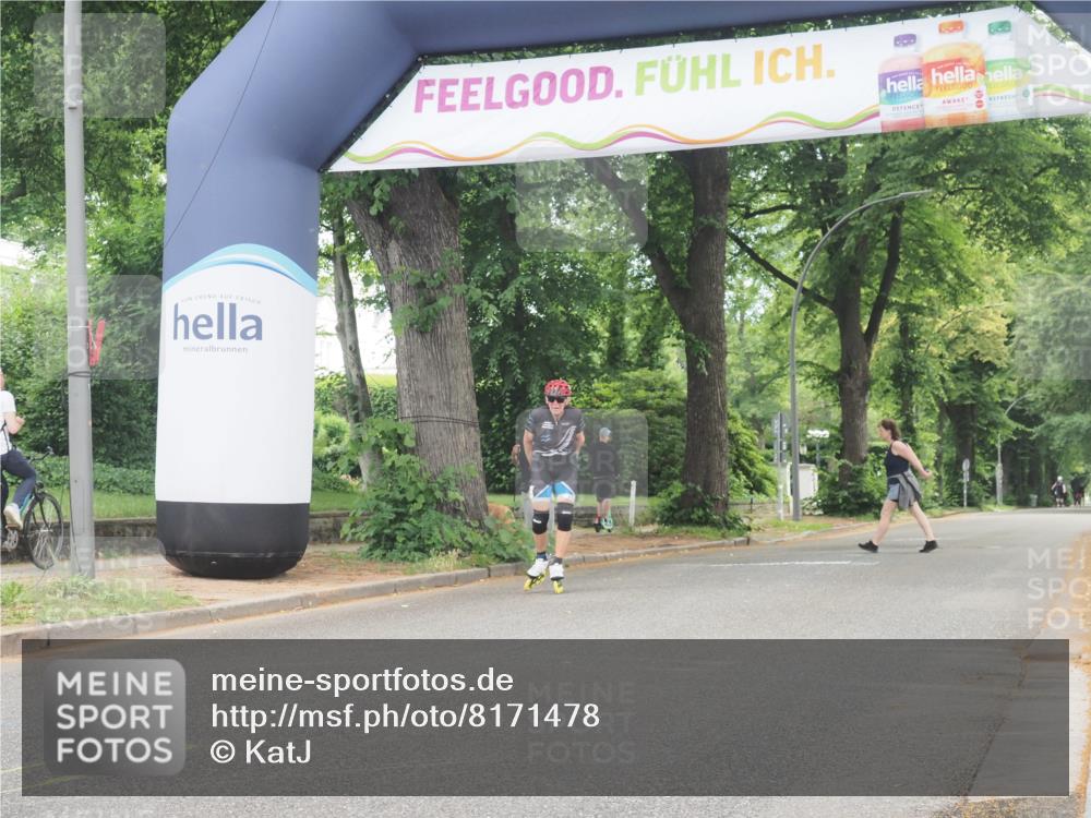 29.06.2025 - hella hamburg halbmarathon KatJ http://msf.ph/oto/8171478 29.06.2025 09:18:47 Zwischen KM18-KM19  meine-sportfotos.de