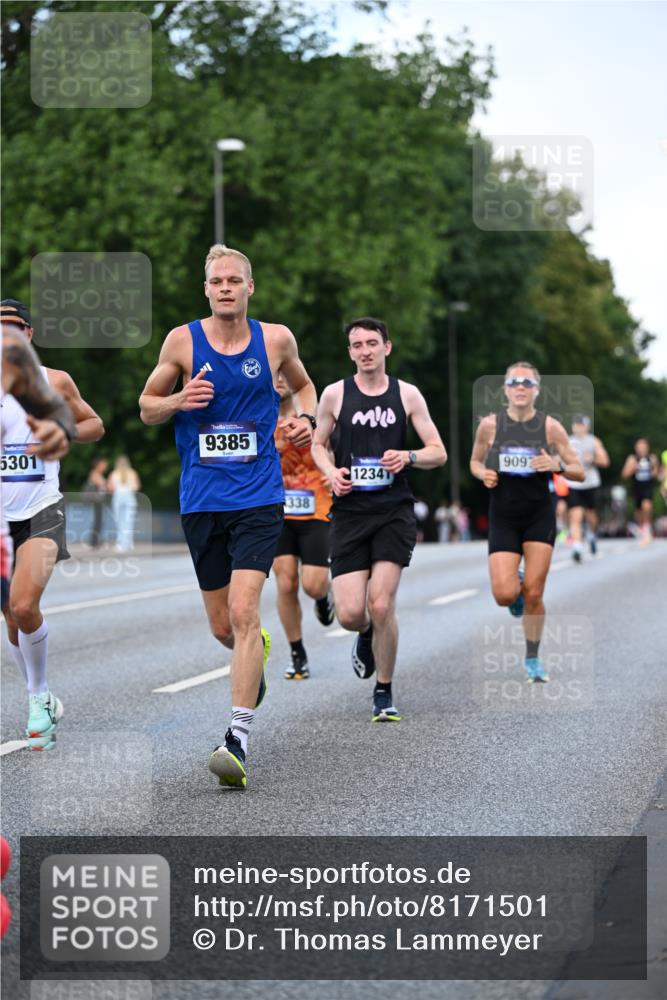29.06.2025 - hella hamburg halbmarathon Dr. Thomas Lammeyer http://msf.ph/oto/8171501 29.06.2025 09:46:13 Kennedybrücke 1271, 4338, 9097, 9385, 9565, 9767, 10867 meine-sportfotos.de