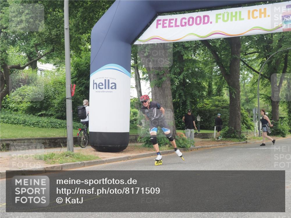 29.06.2025 - hella hamburg halbmarathon KatJ http://msf.ph/oto/8171509 29.06.2025 09:18:47 Zwischen KM18-KM19  meine-sportfotos.de