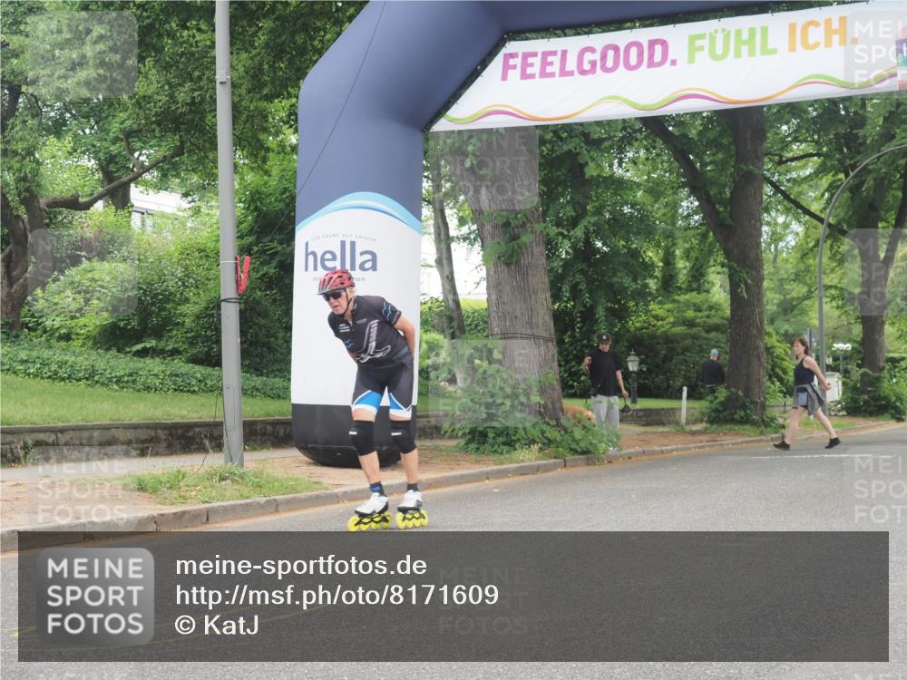 29.06.2025 - hella hamburg halbmarathon KatJ http://msf.ph/oto/8171609 29.06.2025 09:18:48 Zwischen KM18-KM19  meine-sportfotos.de