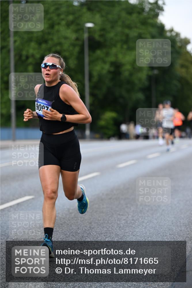 29.06.2025 - hella hamburg halbmarathon Dr. Thomas Lammeyer http://msf.ph/oto/8171665 29.06.2025 09:46:15 Kennedybrücke 1271, 4338, 9097, 9385, 9565, 9767, 10867 meine-sportfotos.de