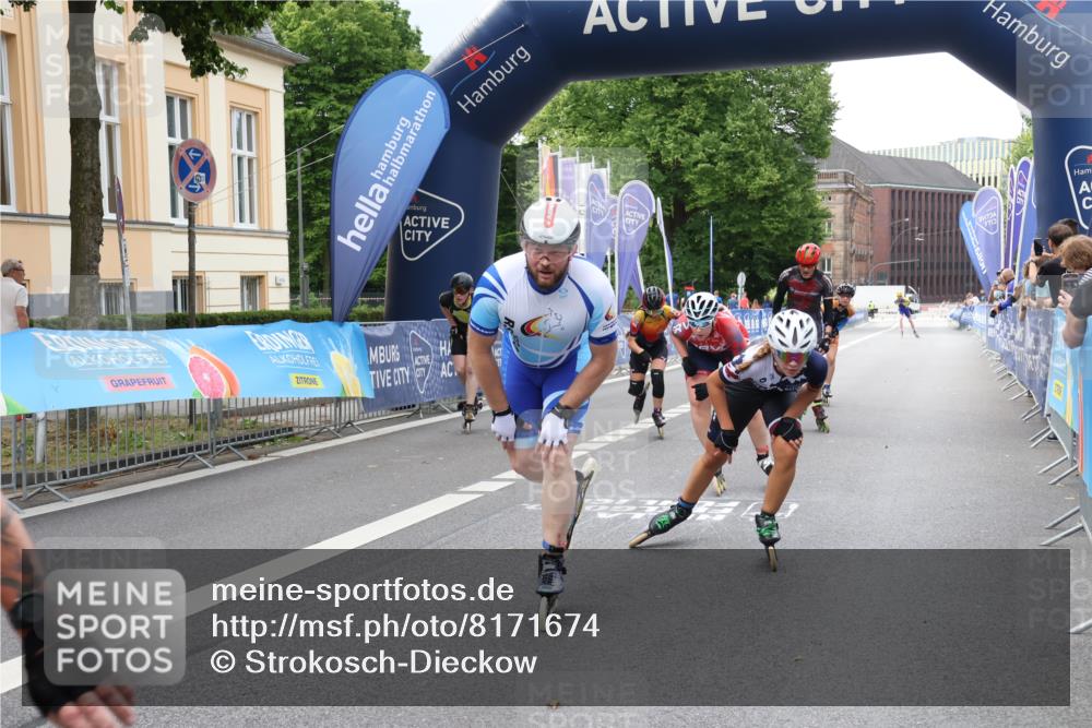 29.06.2025 - hella hamburg halbmarathon Strokosch-Dieckow http://msf.ph/oto/8171674 29.06.2025 09:11:05 Ziel 20026, 20259, 20270, 20272, 20304, 20305, 20358, 20444 meine-sportfotos.de