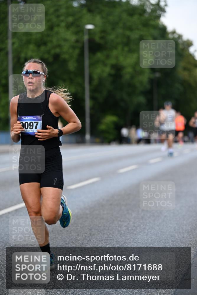29.06.2025 - hella hamburg halbmarathon Dr. Thomas Lammeyer http://msf.ph/oto/8171688 29.06.2025 09:46:15 Kennedybrücke 1271, 4338, 9097, 9385, 9565, 9767, 10867 meine-sportfotos.de