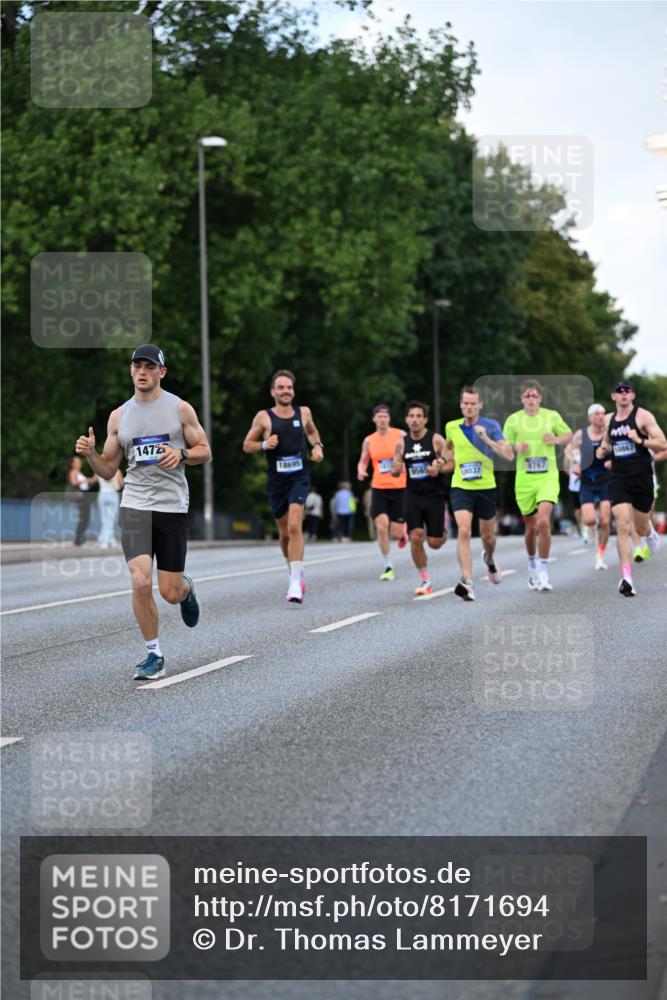 29.06.2025 - hella hamburg halbmarathon Dr. Thomas Lammeyer http://msf.ph/oto/8171694 29.06.2025 09:46:19 Kennedybrücke 1271, 4338, 7380, 9097, 9385, 9565, 9767, 10867 meine-sportfotos.de