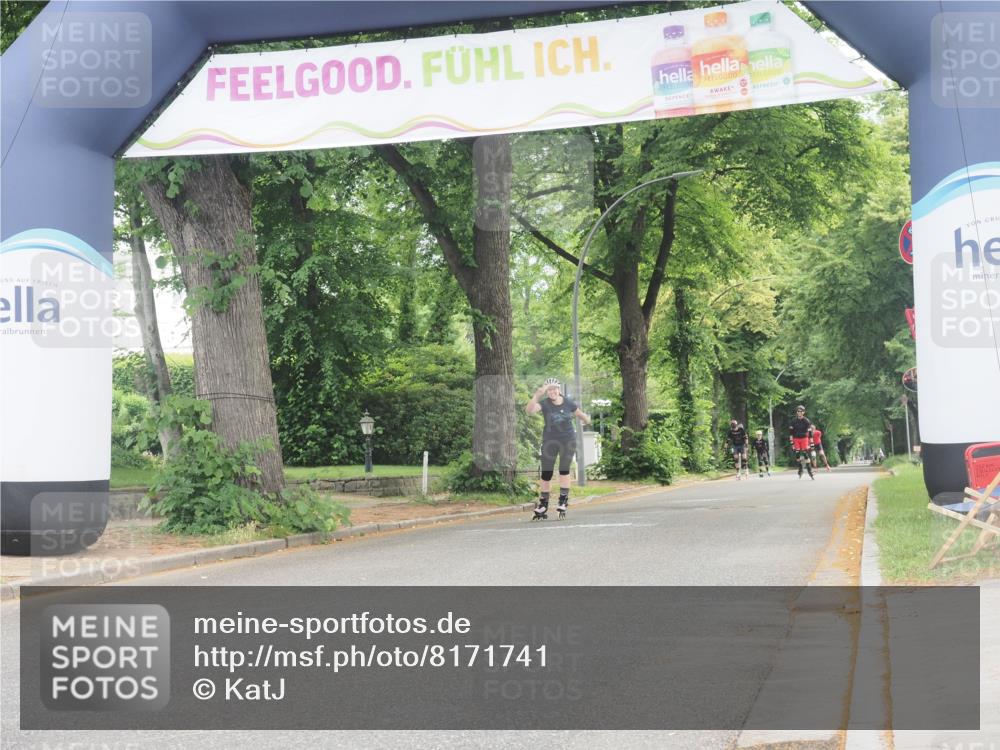 29.06.2025 - hella hamburg halbmarathon KatJ http://msf.ph/oto/8171741 29.06.2025 09:19:04 Zwischen KM18-KM19  meine-sportfotos.de