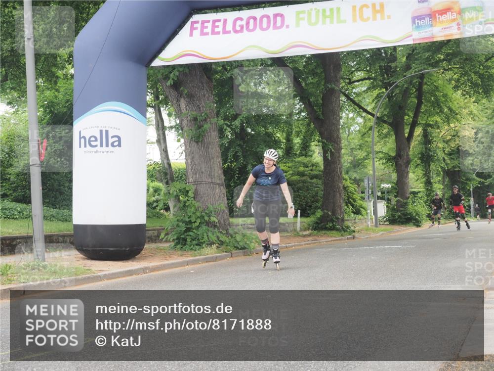 29.06.2025 - hella hamburg halbmarathon KatJ http://msf.ph/oto/8171888 29.06.2025 09:19:06 Zwischen KM18-KM19  meine-sportfotos.de