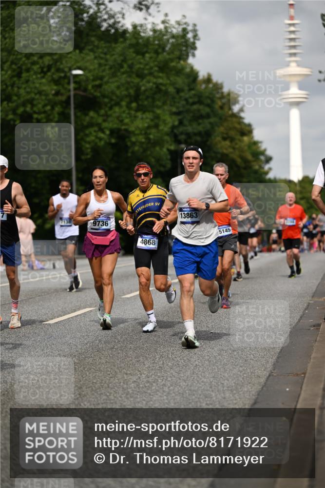 29.06.2025 - hella hamburg halbmarathon Dr. Thomas Lammeyer http://msf.ph/oto/8171922 29.06.2025 10:09:47 Kennedybrücke 1863, 2288, 3461, 4014, 4220, 4782, 4868, 5073, 5762, 7138, 7302, 8727, 8999, 9019, 9075, 9339, 9361, 9559, 9736, 9737, 9738, 10343, 10791, 10998 meine-sportfotos.de