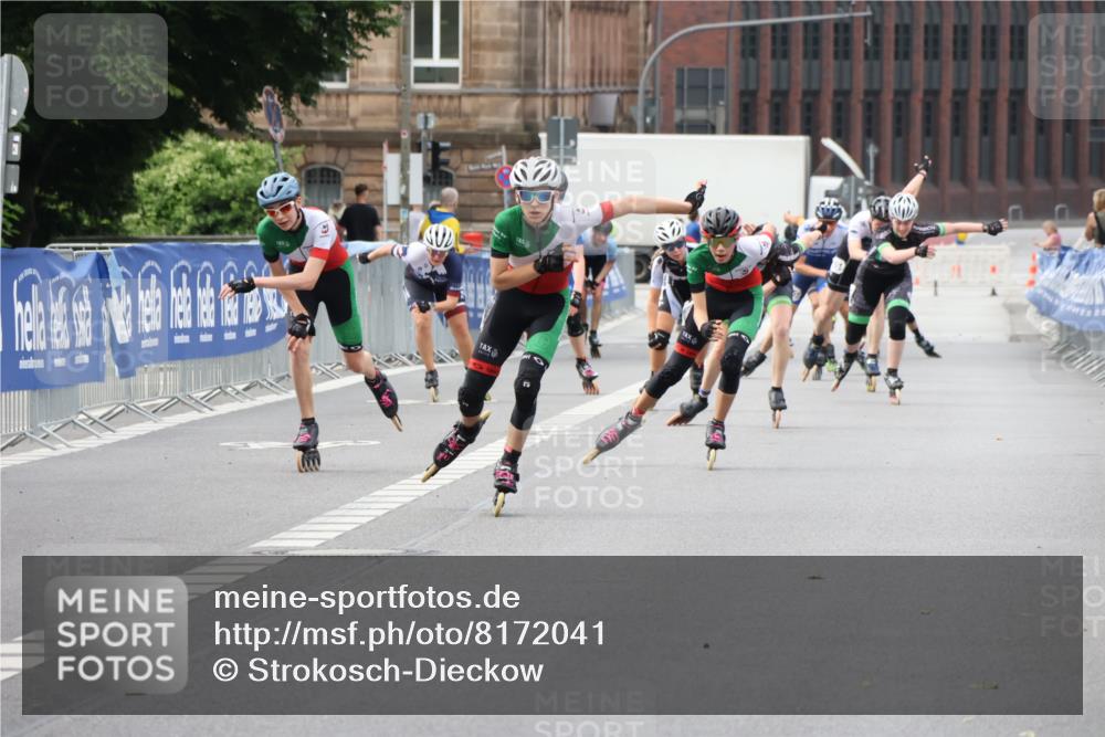 29.06.2025 - hella hamburg halbmarathon Strokosch-Dieckow http://msf.ph/oto/8172041 29.06.2025 09:12:31 Ziel 20130, 20151, 20155, 20213, 20244, 20311, 20313, 20345, 20396, 20404, 20443, 20448, 20489, 20490 meine-sportfotos.de