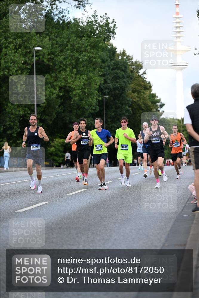 29.06.2025 - hella hamburg halbmarathon Dr. Thomas Lammeyer http://msf.ph/oto/8172050 29.06.2025 09:46:20 Kennedybrücke 1271, 4338, 7380, 9097, 9385, 9565, 9767, 10867 meine-sportfotos.de