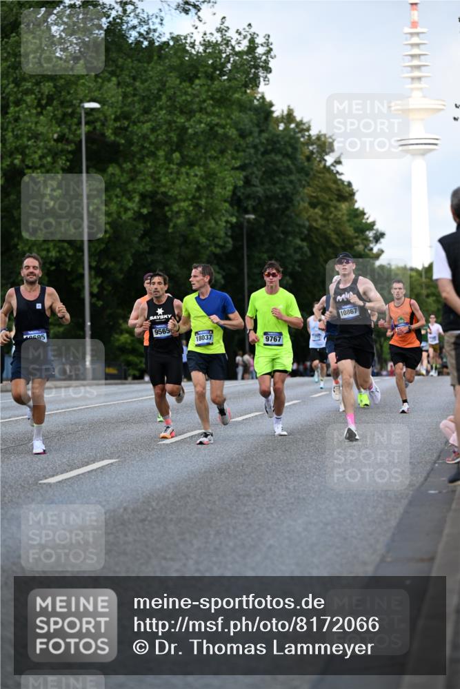 29.06.2025 - hella hamburg halbmarathon Dr. Thomas Lammeyer http://msf.ph/oto/8172066 29.06.2025 09:46:21 Kennedybrücke 1271, 4338, 7380, 9097, 9385, 9565, 9767, 10867 meine-sportfotos.de