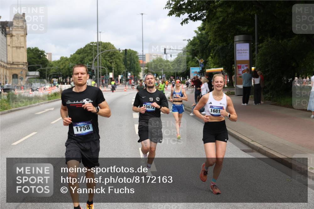 29.06.2025 - hella hamburg halbmarathon Yannick Fuchs http://msf.ph/oto/8172163 29.06.2025 10:24:54 20KM 1758, 2689, 3189, 5308, 7186, 8190, 8784, 9571, 9634, 12234, 12308, 15507, 15672, 16713, 16736, 16818, 17197, 18422, 19042, 19202 meine-sportfotos.de