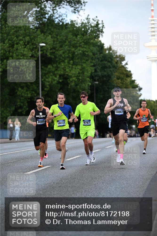 29.06.2025 - hella hamburg halbmarathon Dr. Thomas Lammeyer http://msf.ph/oto/8172198 29.06.2025 09:46:22 Kennedybrücke 1271, 4338, 7380, 9097, 9385, 9565, 9767, 10867 meine-sportfotos.de