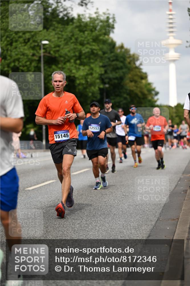 29.06.2025 - hella hamburg halbmarathon Dr. Thomas Lammeyer http://msf.ph/oto/8172346 29.06.2025 10:09:49 Kennedybrücke 2288, 3461, 4014, 4220, 4782, 4868, 5073, 5762, 7138, 7302, 8727, 8894, 9075, 9339, 9361, 9477, 9559, 9736, 9737, 9738, 10343, 10791, 10998 meine-sportfotos.de