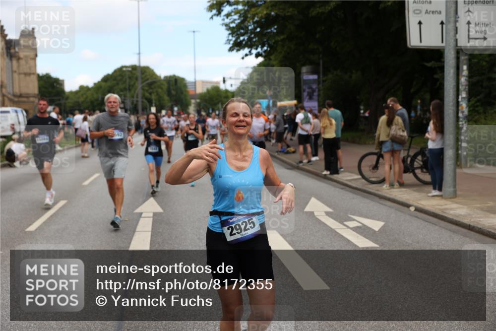 29.06.2025 - hella hamburg halbmarathon Yannick Fuchs http://msf.ph/oto/8172355 29.06.2025 11:19:23 20KM 1011, 1048, 1458, 1773, 2925, 3529, 3678, 3817, 4793, 4829, 5929, 5930, 6556, 6736, 8144, 9152, 9576, 9642, 9966, 10687, 10989, 11376, 11634, 11999, 12278, 12384, 12442, 12470, 12592, 13460, 13829, 14143, 15086, 15608, 15757, 15948, 16038, 17299, 18278, 18439, 18818, 18976 meine-sportfotos.de