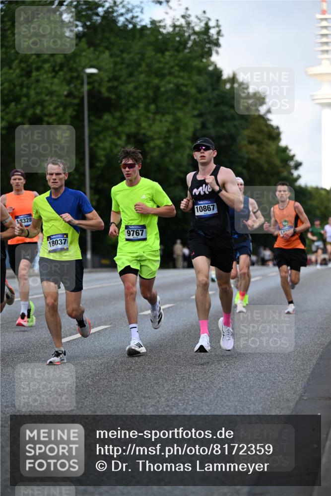 29.06.2025 - hella hamburg halbmarathon Dr. Thomas Lammeyer http://msf.ph/oto/8172359 29.06.2025 09:46:23 Kennedybrücke 1271, 4338, 7380, 9097, 9385, 9565, 9767, 10867 meine-sportfotos.de