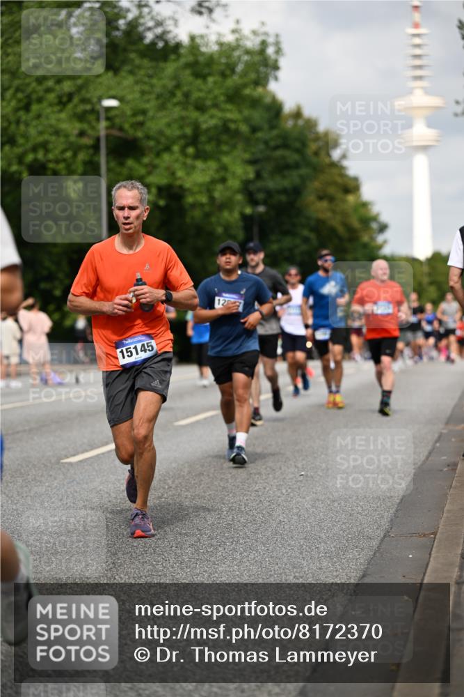 29.06.2025 - hella hamburg halbmarathon Dr. Thomas Lammeyer http://msf.ph/oto/8172370 29.06.2025 10:09:49 Kennedybrücke 2288, 3461, 4014, 4220, 4782, 4868, 5073, 5762, 7138, 7302, 8727, 8894, 9075, 9339, 9361, 9477, 9559, 9736, 9737, 9738, 10343, 10791, 10998 meine-sportfotos.de