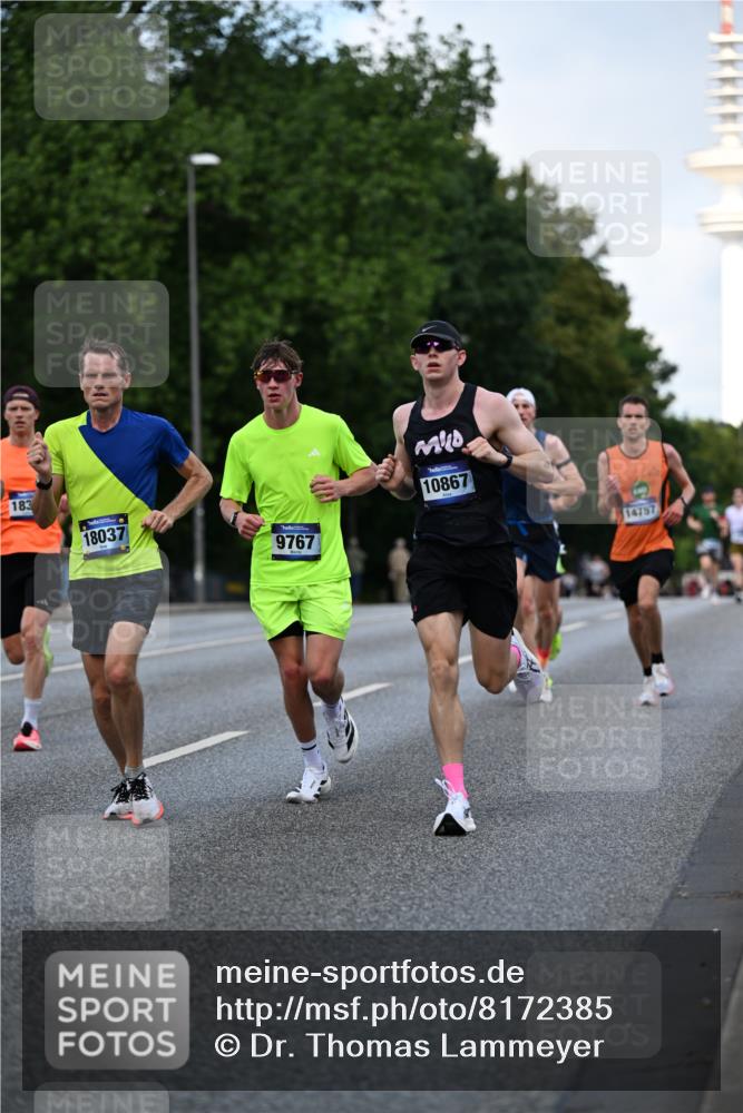 29.06.2025 - hella hamburg halbmarathon Dr. Thomas Lammeyer http://msf.ph/oto/8172385 29.06.2025 09:46:23 Kennedybrücke 1271, 4338, 7380, 9097, 9385, 9565, 9767, 10867 meine-sportfotos.de