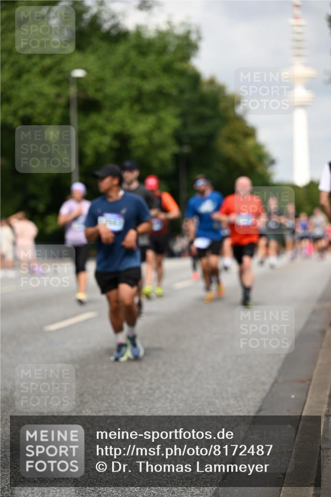 29.06.2025 - hella hamburg halbmarathon Dr. Thomas Lammeyer http://msf.ph/oto/8172487 29.06.2025 10:09:50 Kennedybrücke 1229, 1842, 2288, 3461, 4014, 4220, 4782, 4868, 5073, 5762, 7138, 7302, 8049, 8727, 8894, 9339, 9361, 9477, 9559, 9736, 9737, 9738, 10343, 10791, 10998 meine-sportfotos.de