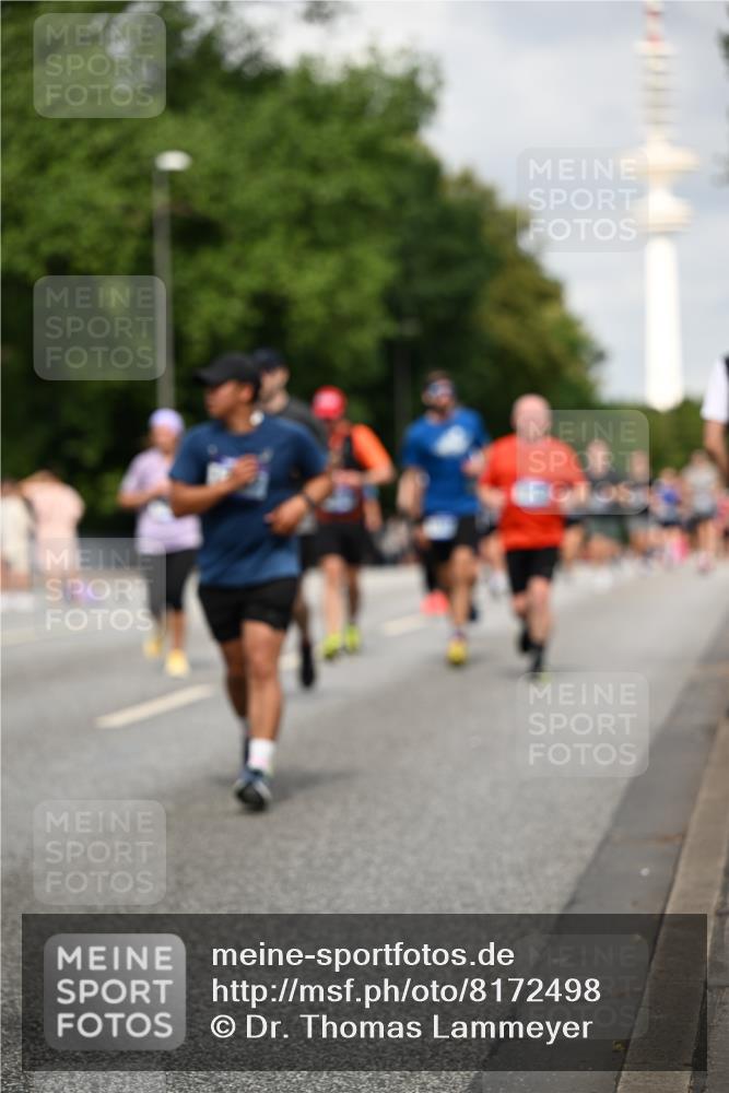 29.06.2025 - hella hamburg halbmarathon Dr. Thomas Lammeyer http://msf.ph/oto/8172498 29.06.2025 10:09:50 Kennedybrücke 1229, 1842, 2288, 3461, 4014, 4220, 4782, 4868, 5073, 5762, 7138, 7302, 8049, 8727, 8894, 9339, 9361, 9477, 9559, 9736, 9737, 9738, 10343, 10791, 10998 meine-sportfotos.de