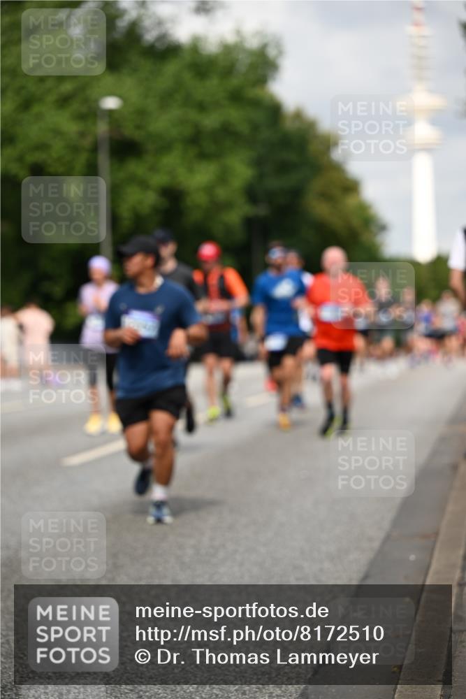 29.06.2025 - hella hamburg halbmarathon Dr. Thomas Lammeyer http://msf.ph/oto/8172510 29.06.2025 10:09:51 Kennedybrücke 1229, 1842, 2288, 3461, 4014, 4220, 4782, 4868, 5073, 5762, 7138, 7302, 8049, 8727, 8894, 9339, 9361, 9477, 9559, 9736, 9737, 9738, 10343, 10791, 10998 meine-sportfotos.de