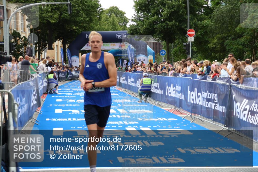 29.06.2025 - hella hamburg halbmarathon Zöllner http://msf.ph/oto/8172605 29.06.2025 10:23:35 Ziel 9385, 16169, 17771 meine-sportfotos.de