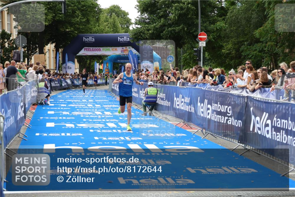 29.06.2025 - hella hamburg halbmarathon Zöllner http://msf.ph/oto/8172644 29.06.2025 10:23:38 Ziel 7834, 16169 meine-sportfotos.de