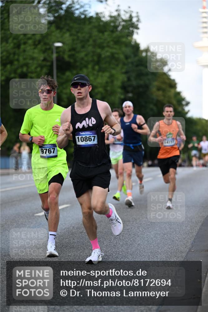 29.06.2025 - hella hamburg halbmarathon Dr. Thomas Lammeyer http://msf.ph/oto/8172694 29.06.2025 09:46:24 Kennedybrücke 1271, 7380, 9097, 9385, 9565, 9767, 10867 meine-sportfotos.de