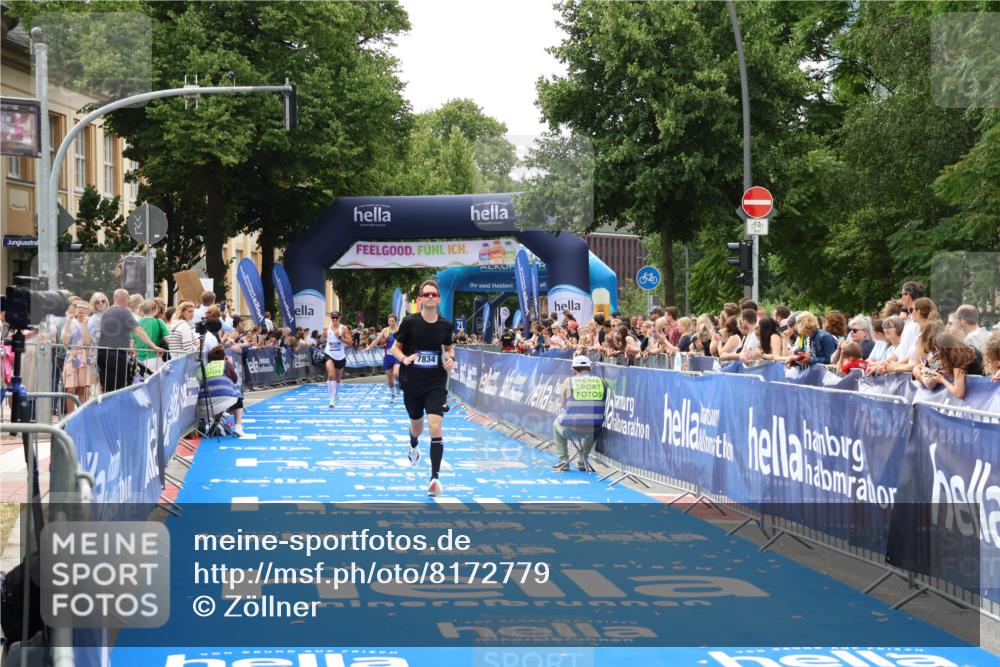 29.06.2025 - hella hamburg halbmarathon Zöllner http://msf.ph/oto/8172779 29.06.2025 10:23:43 Ziel 5301, 7834, 9151 meine-sportfotos.de