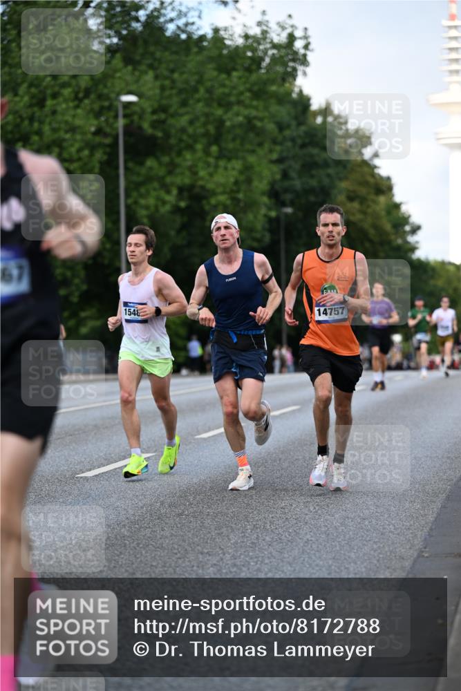 29.06.2025 - hella hamburg halbmarathon Dr. Thomas Lammeyer http://msf.ph/oto/8172788 29.06.2025 09:46:25 Kennedybrücke 1271, 7380, 9097, 9385, 9565, 9767, 10867 meine-sportfotos.de