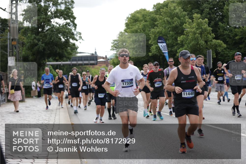 29.06.2025 - hella hamburg halbmarathon Jannik Wohlers http://msf.ph/oto/8172929 29.06.2025 10:21:53 Lombardsbrücke 1003, 1187, 1419, 1598, 2009, 2022, 2063, 2351, 2514, 3050, 3108, 3172, 3458, 3910, 3946, 4113, 4114, 4131, 4366, 4556, 4559, 4829, 4970, 5079, 5838, 6030, 6048, 6049, 6303, 6307, 6347, 6820, 6977, 7794, 8511, 8855, 8884, 8954, 9204, 9516, 10088, 10241, 10917, 11046, 11440, 12933, 13255, 13820, 14053, 14079, 14240, 14314, 14333, 14442, 14901, 14903, 14980, 15114, 15129, 15660, 16154, 16920, 17556, 17696, 18172, 18661, 19154 meine-sportfotos.de